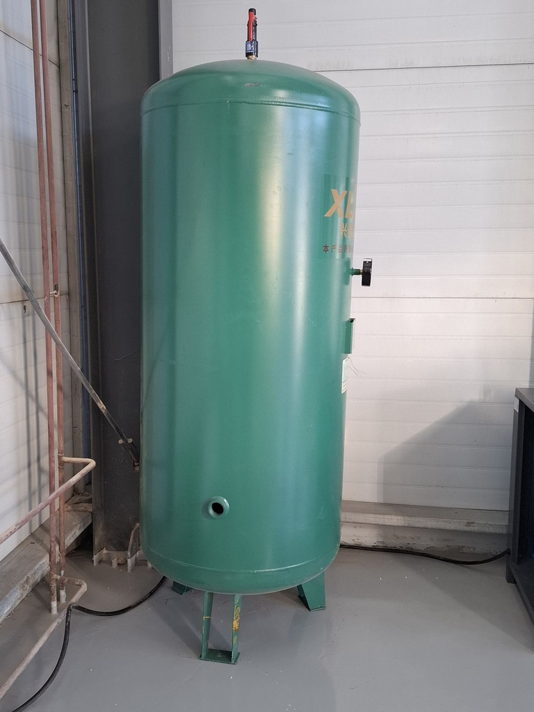 Хий хураах баллон